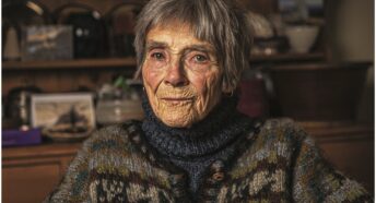 Dr Ros Bradbury